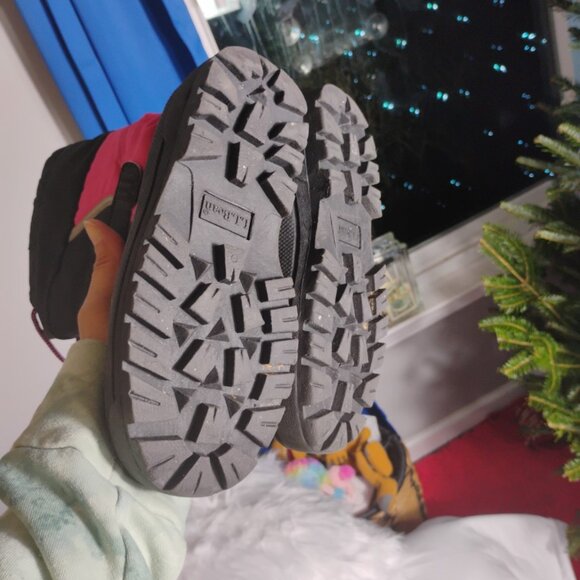 L.L. Bean Kids Snow Boots Size 13 Pink Black Insulated - Picture 4 of 6